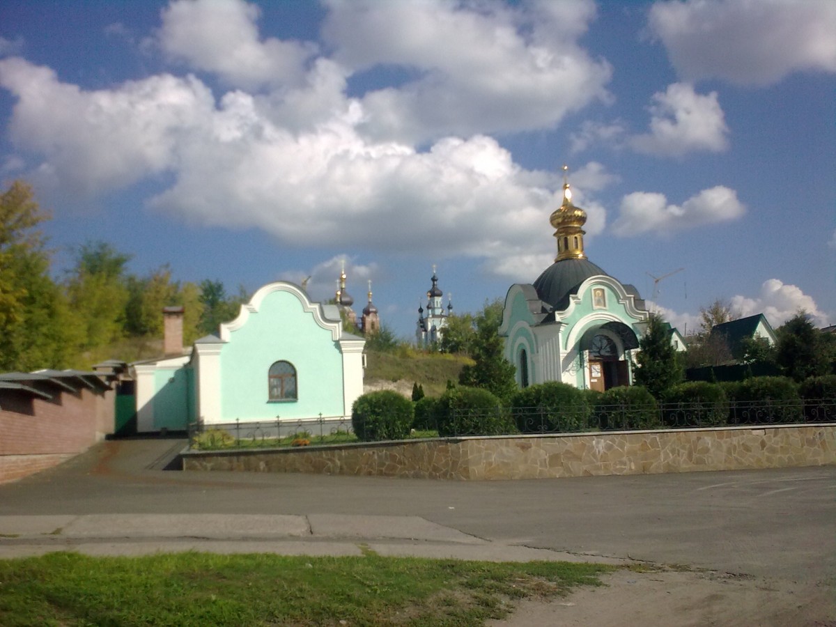 Богородичный женский скит Святогорской Лавры, Богородичное (Славянский район, Украина, Донецкая область). фасады