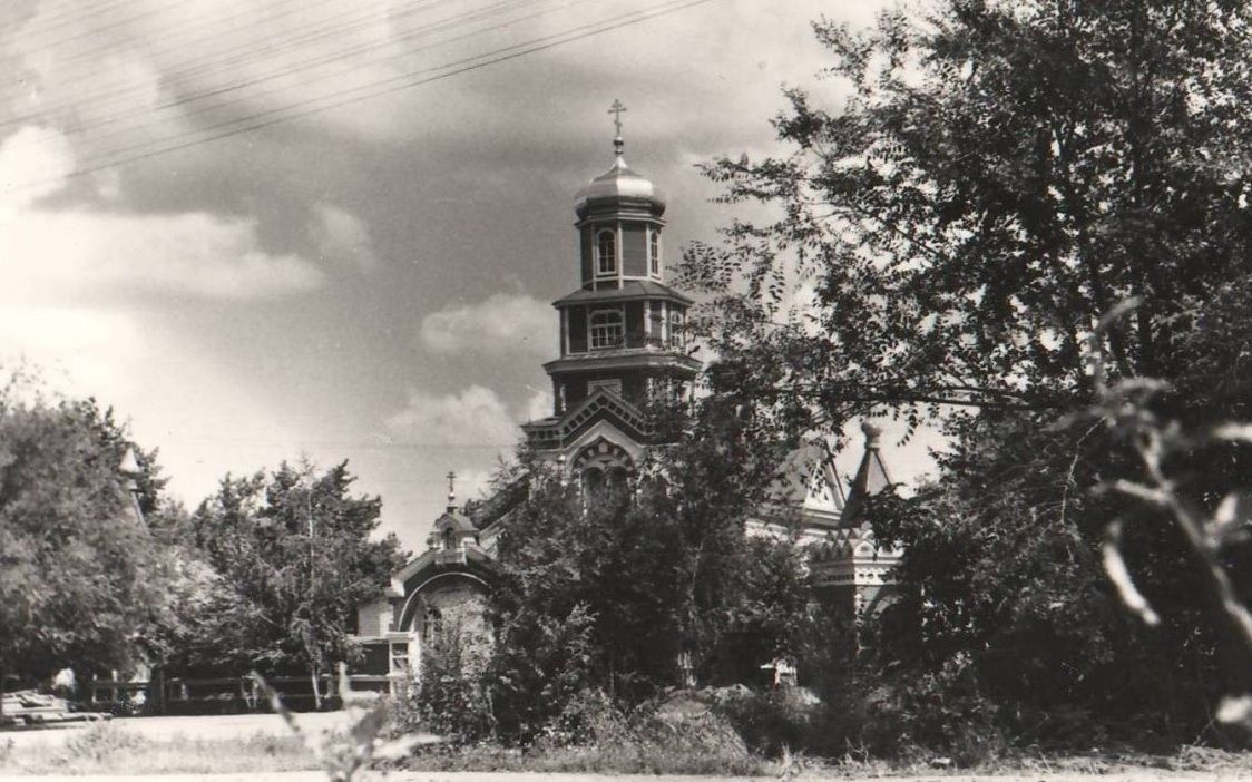 Бузулук. Тихвинский Богородицкий женский монастырь (новый). Церковь Всех Святых. фасады, Церковь во имя  Всех  Святых  в  Бузулуке  Оренбургской  области.