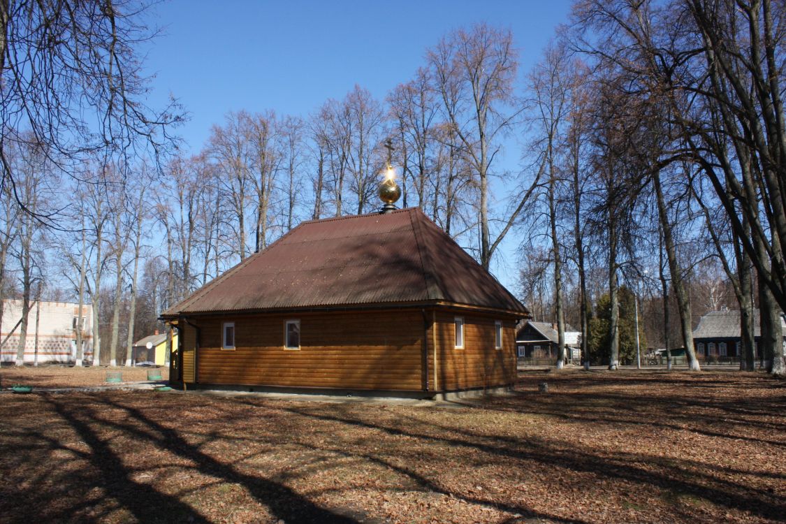 Климов Завод. Церковь Смоленской иконы Божией Матери. фасады, Вид на церковное место с юго-востока.