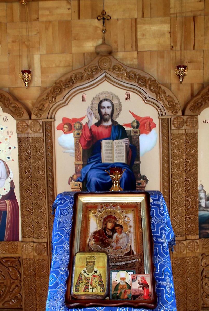 интерьер и убранство. Часовня Святогорской иконы Божией Матери, Элекмонар (Чемальский район, Республика Алтай)