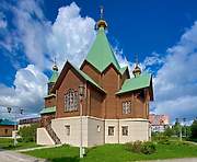 Полярные  Зори. Троицы Живоначальной, церковь