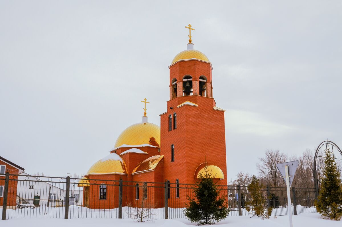 Николаевка. Церковь Рождества Христова. фасады