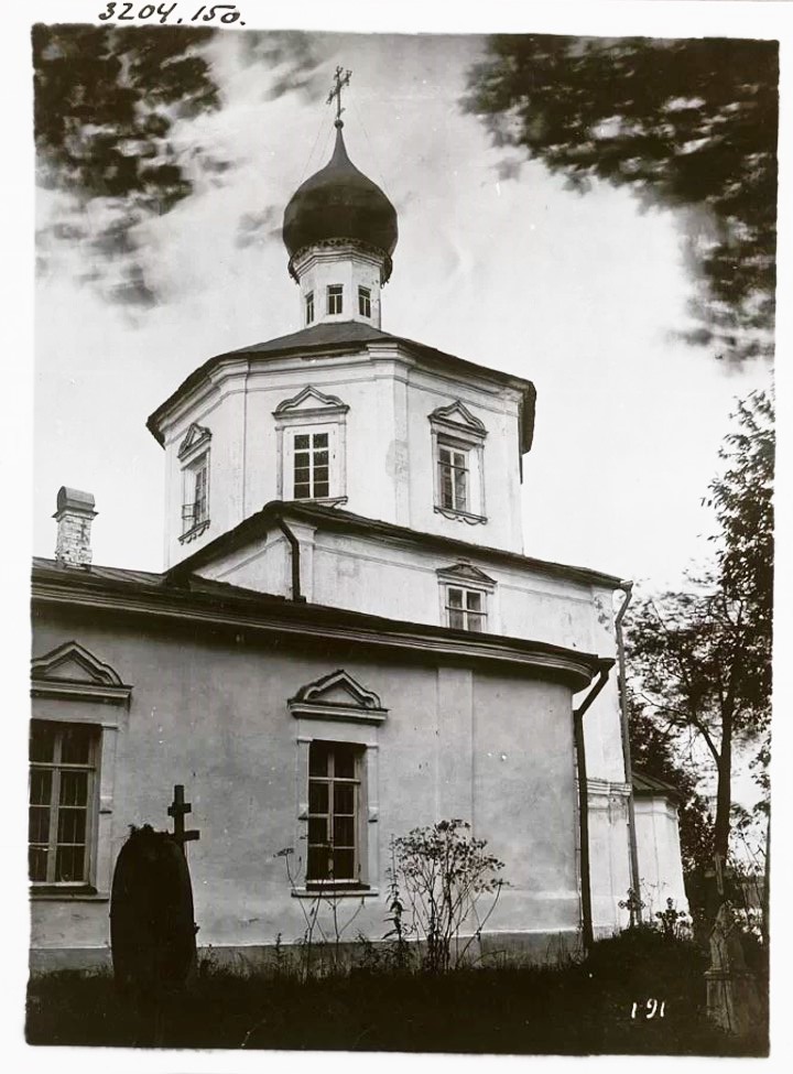 Церковь Рождества Пресвятой Богородицы, Сольцы (Киришский район, Ленинградская область). архивная фотография, Южный фасад церкви. Фото Буниатова Н. Г.  1913-1914 гг. из фондов Музея при Российской академии художеств. (Музейный № Ф-14437)