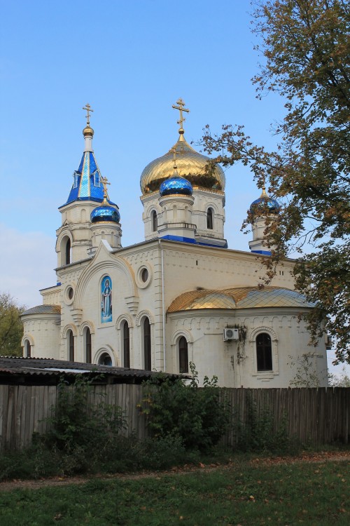 Церковь Покрова Пресвятой Богородицы, Кирпильская (Усть-Лабинский район, Краснодарский край). фасады