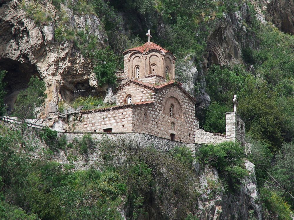 Церковь Михаила Архангела, Берат (Албания, Прочие страны). фасады, вид с юго-запада