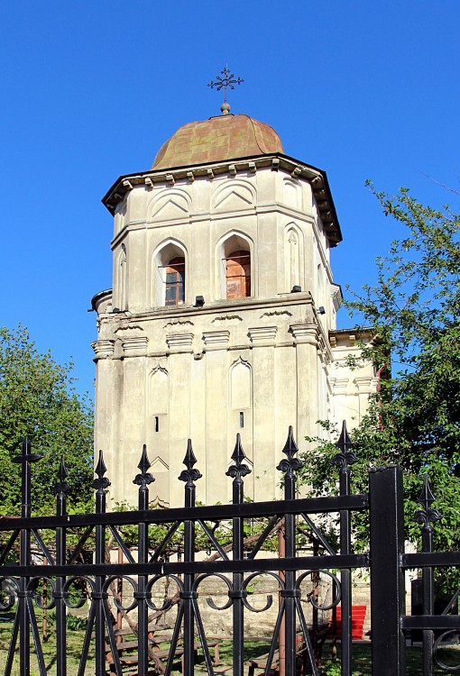 Яссы. Церковь Феодора Тирона и Феодора Стратилата. фасады