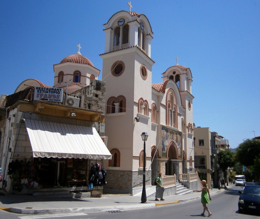Церковь Троицы Живоначальной, Айос-Николаос (Крит (Κρήτη), Греция). фасады