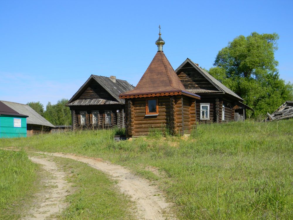 Сваруха. Часовня Воздвижения Креста Господня. фасады