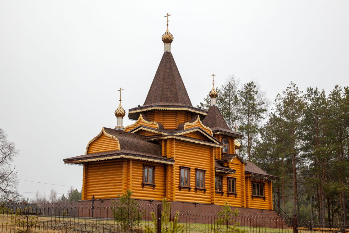 Церковь Сергия Радонежского, Добрица (Лухский район, Ивановская область). фасады
