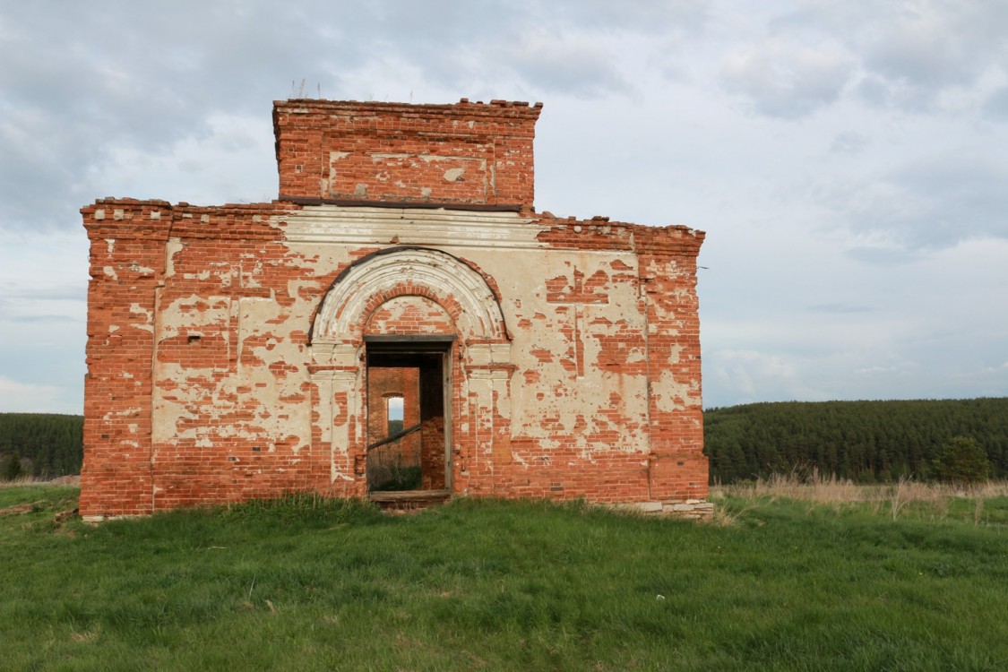 Церковь Константина и Елены, Гостьково (Алапаевский район (Алапаевское МО и Махнёвское МО), Свердловская область). фасады