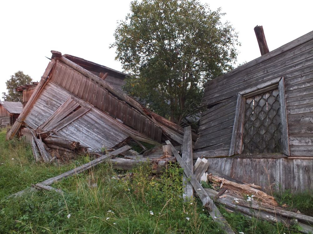 Амбор. Неизвестная церковь. фасады