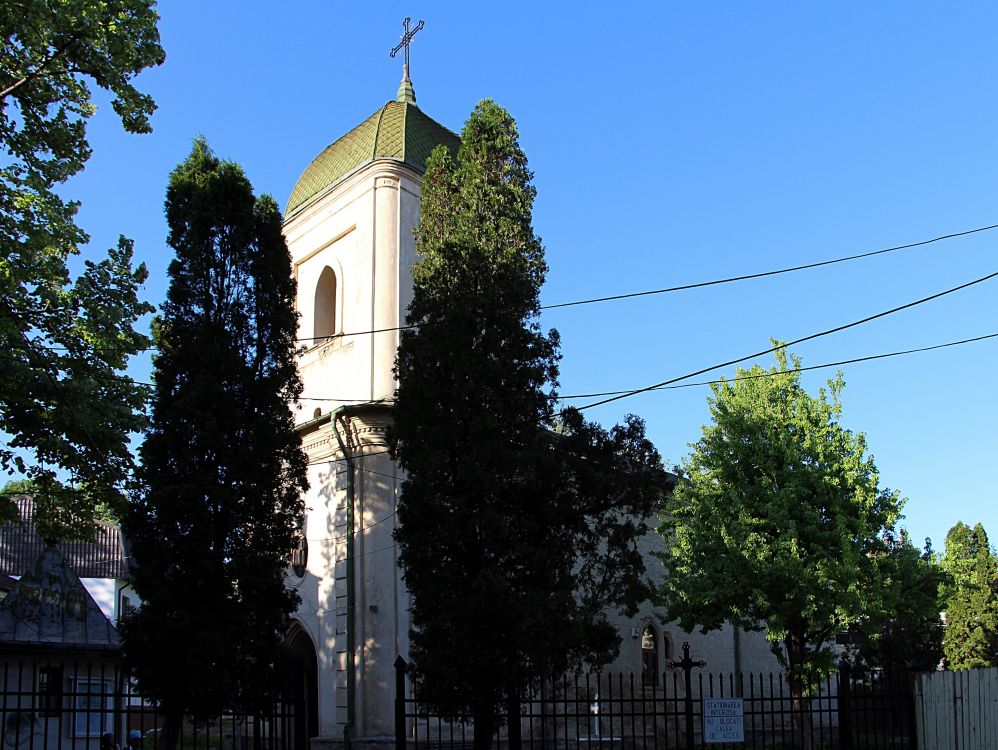 Яссы. Церковь Димитрия Солунского. фасады