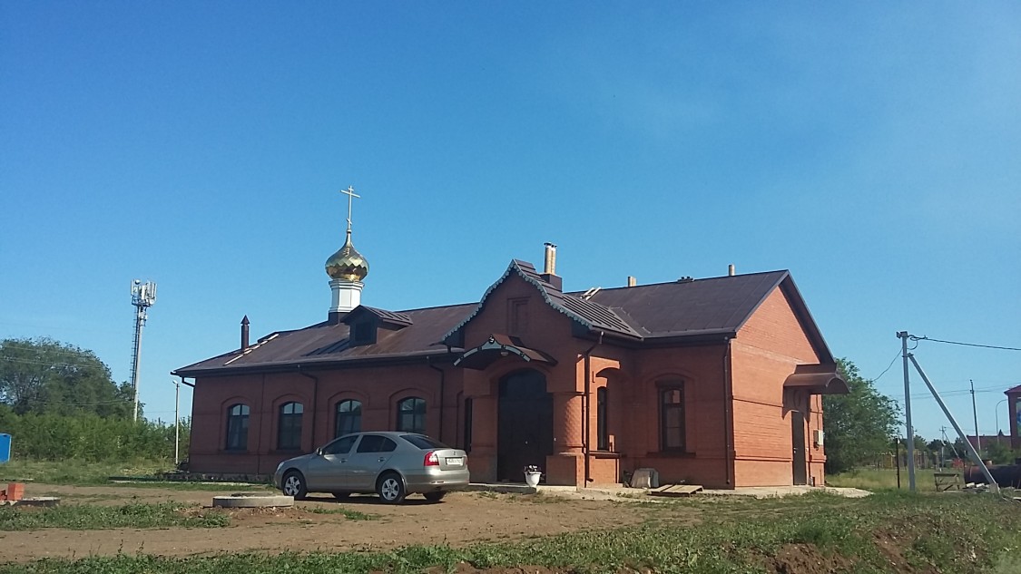 Сорочинск. Церковь Сергия Радонежского. фасады