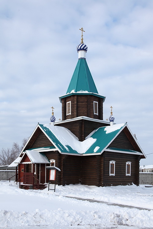 Церковь Покрова Пресвятой Богородицы (новая), Песчано-Коледино (Далматовский район, Курганская область). фасады, Вид с юго-востока