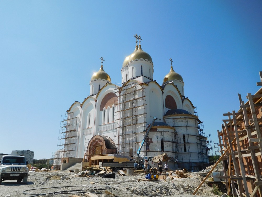 Геленджик. Собор Андрея Первозванного. фасады