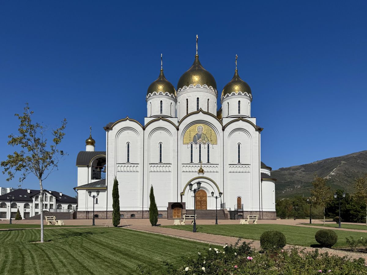 Собор Андрея Первозванного, Геленджик (Геленджик, город, Краснодарский край). фасады, Вид с юга
