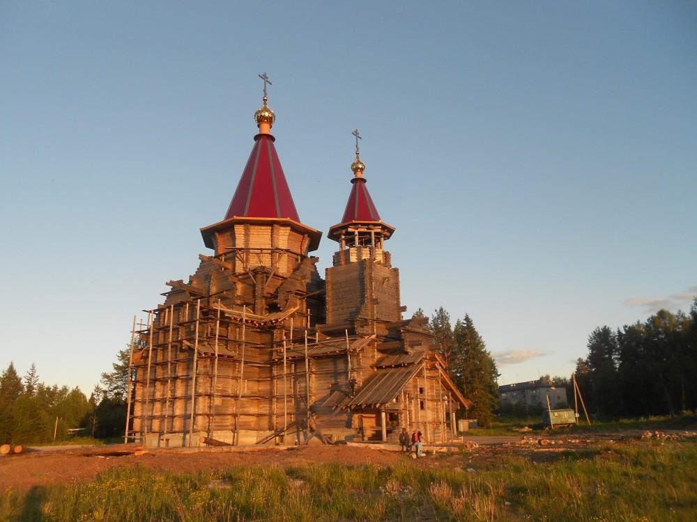 Церковь Воздвижения Креста Господня, Савинский (Плесецкий район, Архангельская область). фасады, Фотографировала Соня Гутыряк, выпускница Хетовской школы