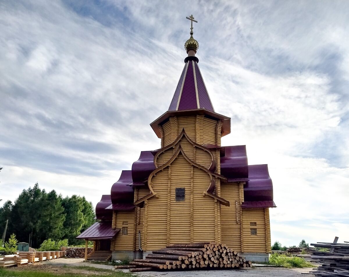 Церковь Воздвижения Креста Господня, Савинский (Плесецкий район, Архангельская область). фасады