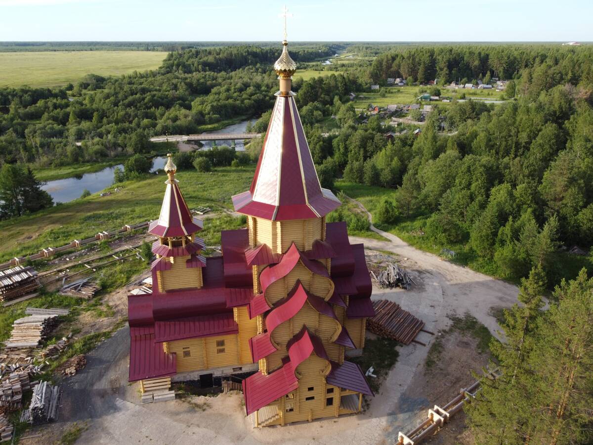 Церковь Воздвижения Креста Господня, Савинский (Плесецкий район, Архангельская область). фасады