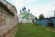 Васильевское. Храмовый комплекс. Церкви Спаса Всемилостивого и Смоленской иконы Божией Матери