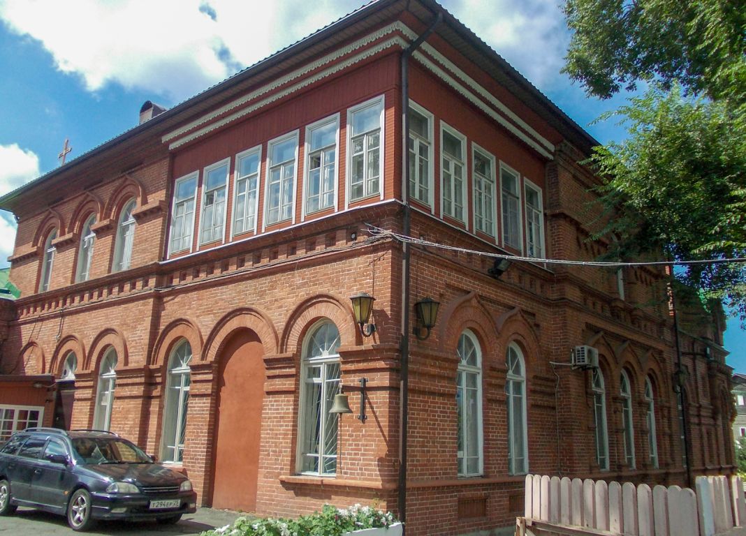 Владивосток. Марфо-Мариинский женский монастырь. фасады, Келейный корпус