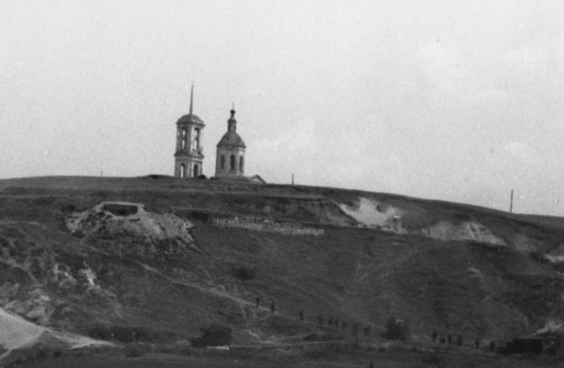 Церковь Покрова Пресвятой Богородицы (старая), Ендовище (Семилукский район, Воронежская область). архивная фотография, Фото 1942 г. с аукциона e-bay.de (выкопировка фрагмента)