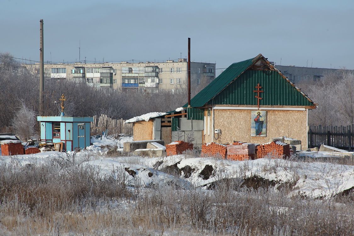 Троицк. Церковь Владимира равноапостольного. дополнительная информация, Место строительства церкви и временный храм