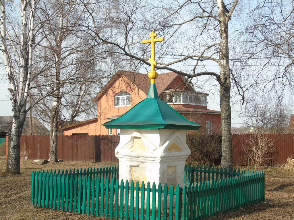 Часовня-столп в память деревянной церкви Бориса и Глеба, Тутаев (Тутаевский район, Ярославская область). фасады