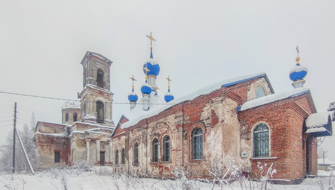 Храмовый комплекс. Церкви Сретения Господня и Троицы Живоначальной, Микшино (Лихославльский район, Тверская область). фасады, Вид с запада