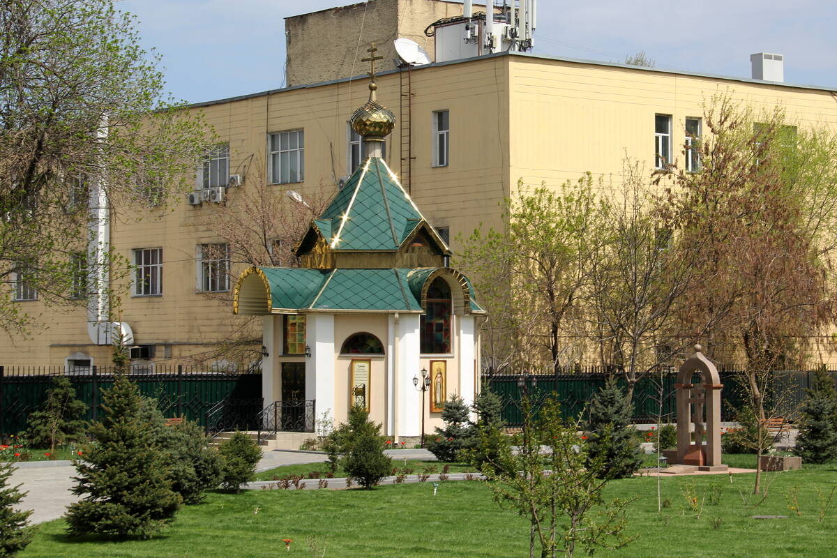 Иверско-Серафимовский женский монастырь. Часовня Серафима Саровского, Алматы (Алматы, город, Казахстан). фасады