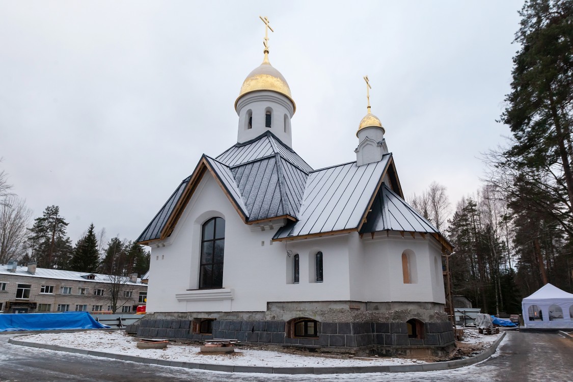 Зеленогорск. Церковь Георгия Победоносца в Красавице. фасады, вид здания с юго-востока