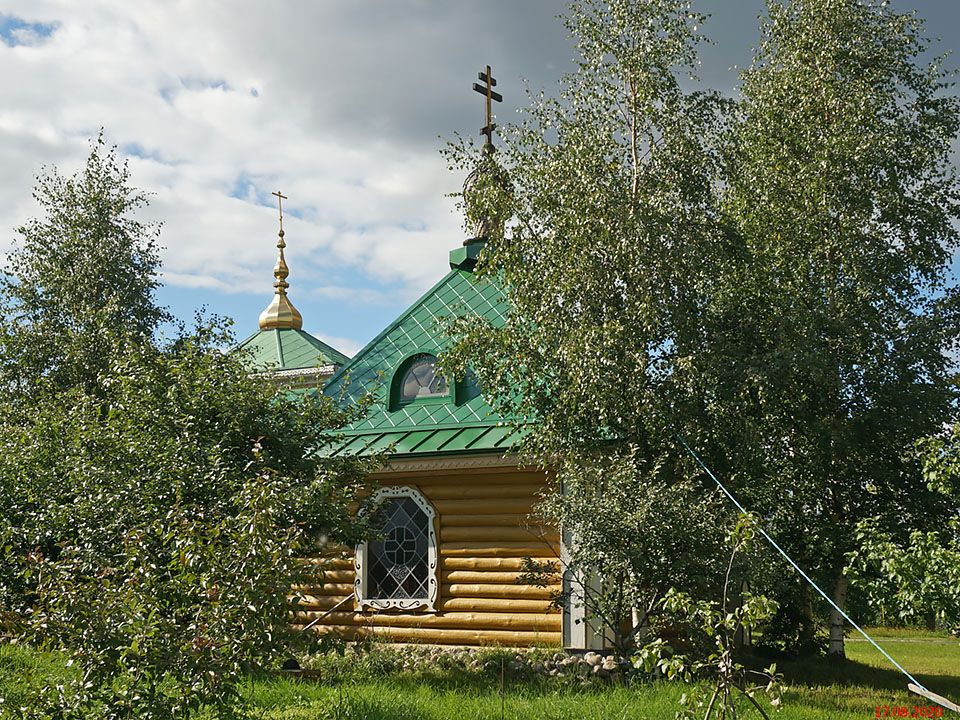 Важеозерский Спасо-Преображенский мужской монастырь. Часовня Инока Владимира, Интерпосёлок (Олонецкий район, Республика Карелия). фасады