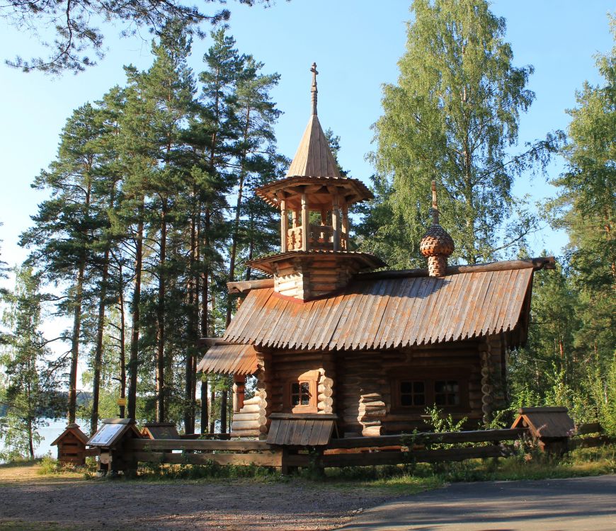 Часовня Иннокентия, епископа Иркутского в эко-парке Вереск, Красавица (Выборгский район, Ленинградская область). фасады
