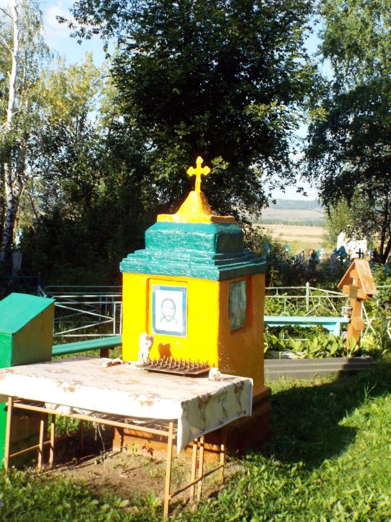 Часовенный столб (на кладбище), Верхний Акташ (Альметьевский район, Республика Татарстан). фасады