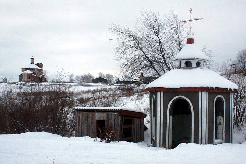 Часовня Владимирской иконы Божией Матери, Ялунинское (Алапаевский район (Алапаевское МО и Махнёвское МО), Свердловская область). фасады