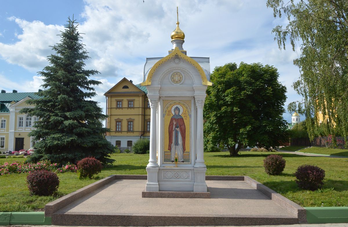 Серафимо-Дивеевский Троицкий монастырь. Часовня Александры Дивеевской, Дивеево (Дивеевский район, Нижегородская область). фасады