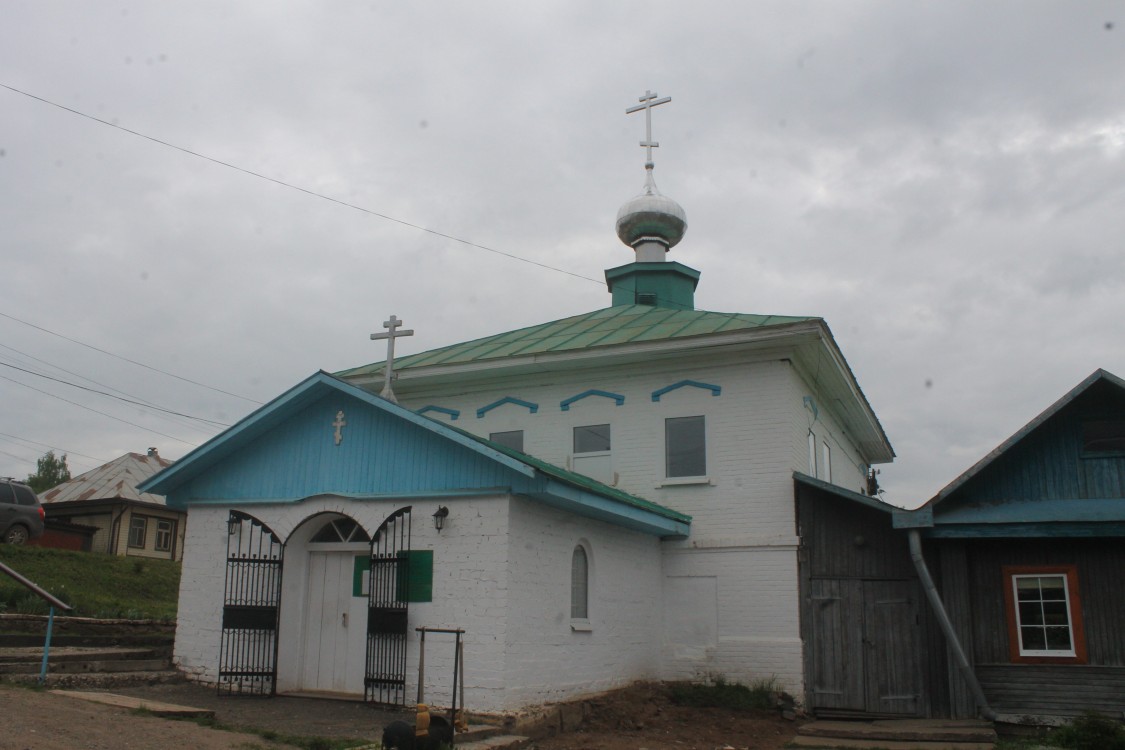 Церковь Успения Пресвятой Богородицы, Очёр (Очёрский район, Пермский край). фасады