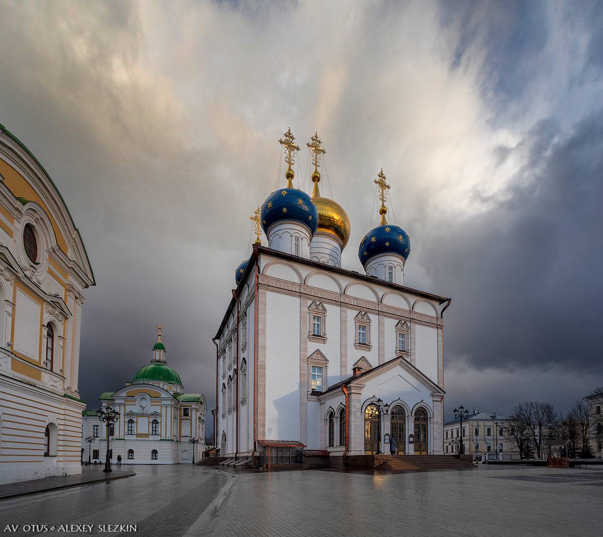 общий вид в ландшафте. Собор Преображения Господня (новый), Тверь (Тверь, город, Тверская область)
