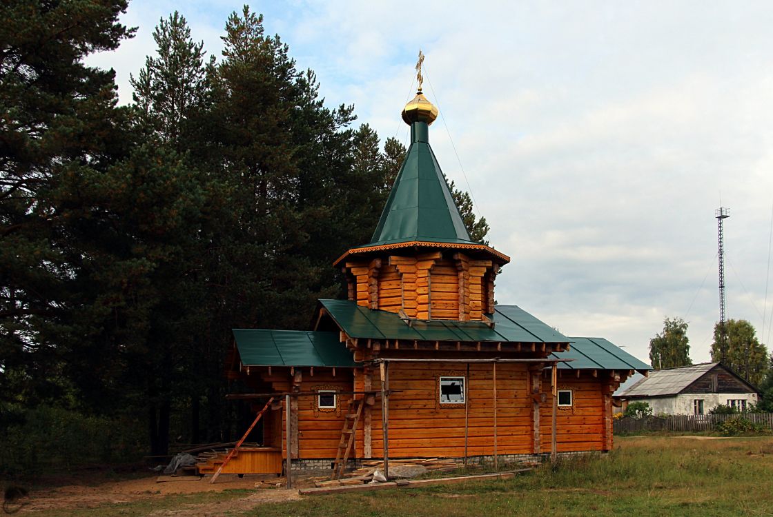 Таврический. Церковь Луки (Войно-Ясенецкого). фасады