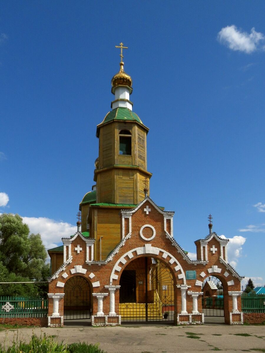 Церковь Богоявления Господня (новая), Прислониха (Карсунский район, Ульяновская область). фасады