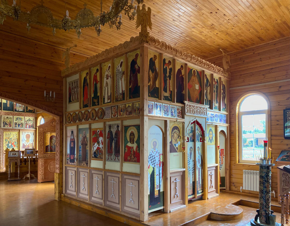 Церковь Богоявления Господня (новая), Прислониха (Карсунский район, Ульяновская область). интерьер и убранство, Придельный иконостас в трапезной
