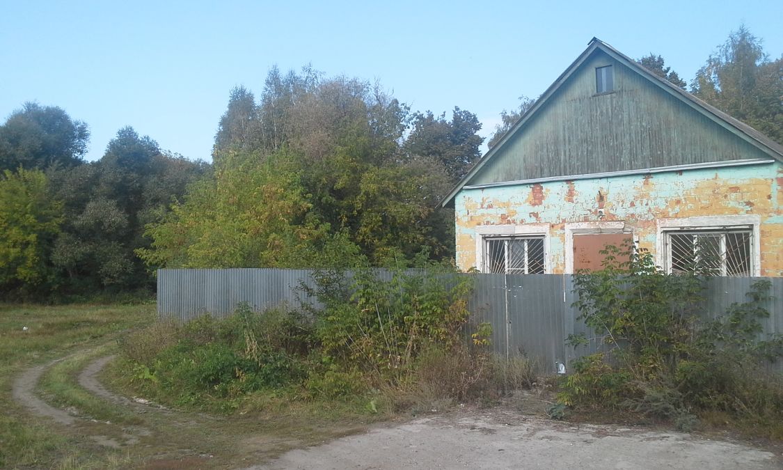 Церковь Николая Чудотворца, Макшеево (Коломенский городской округ, Московская область). общий вид в ландшафте, современные постройки на месте храма