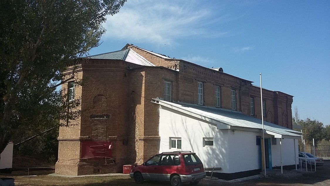 Церковь Покрова Пресвятой Богородицы, Шакпакбаба (Высокое) (Туркестанская область, Казахстан). фасады