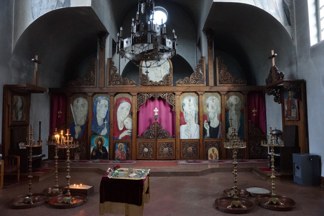 Церковь Параскевы Сербской, Рупите (Благоевградская область, Болгария). интерьер и убранство