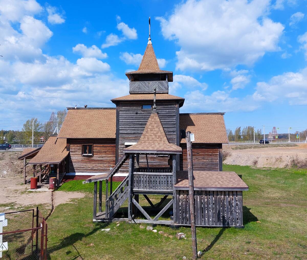 Церковь Сергия Радонежского, Анненское, урочище (Кировский район, Ленинградская область). фасады