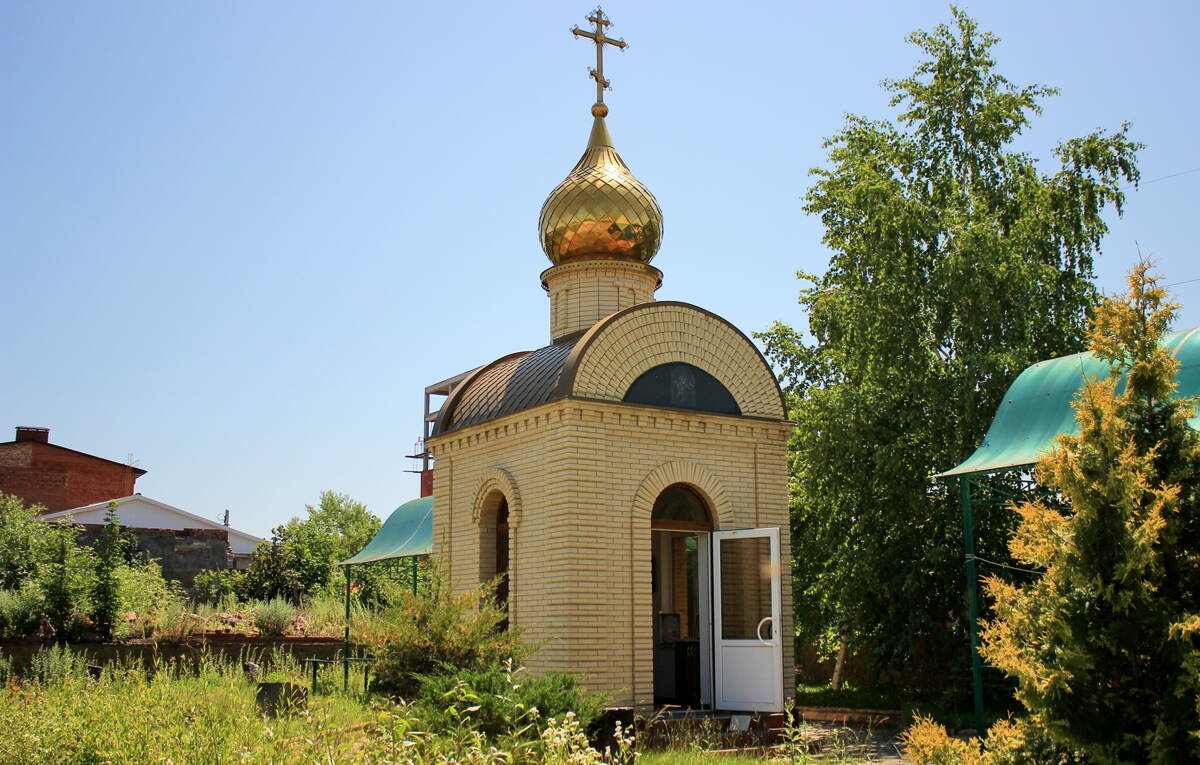 Часовня Николая Чудотворца, Ессентукская (Предгорный район, Ставропольский край). общий вид в ландшафте