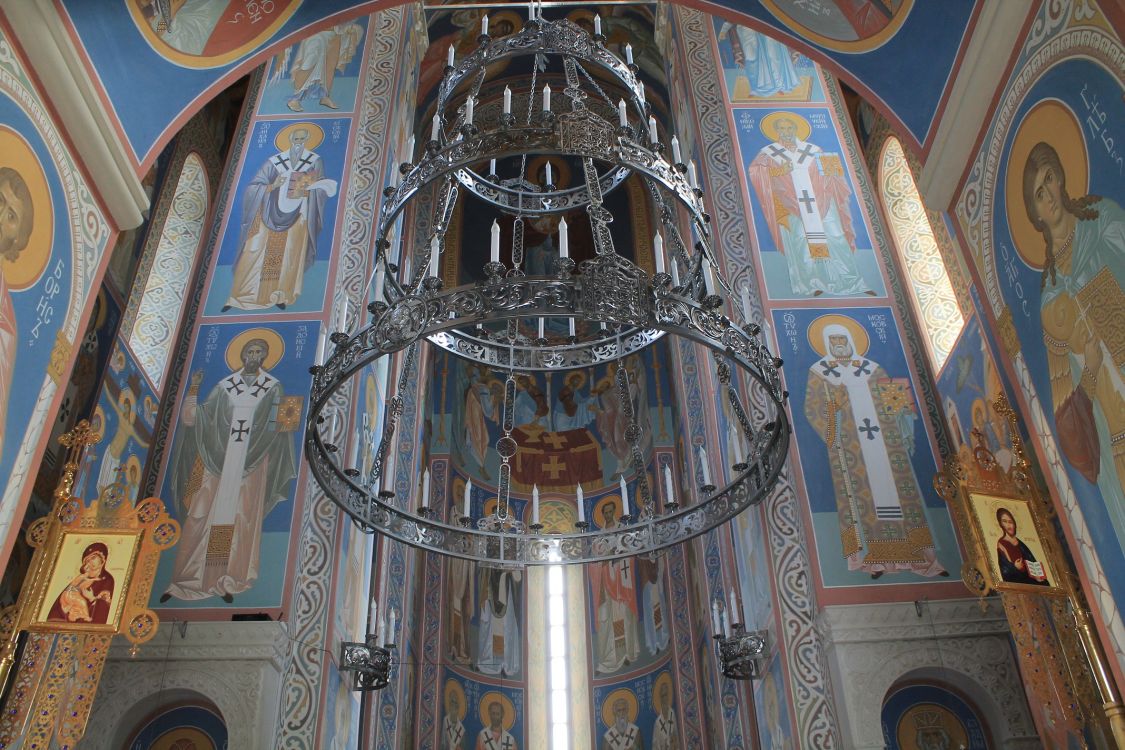 Церковь Владимира равноапостольного, Аргатов (Усть-Лабинский район, Краснодарский край). интерьер и убранство