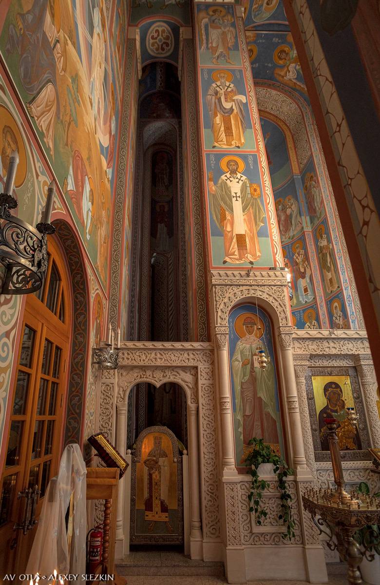 интерьер и убранство. Церковь Владимира равноапостольного, Аргатов (Усть-Лабинский район, Краснодарский край)