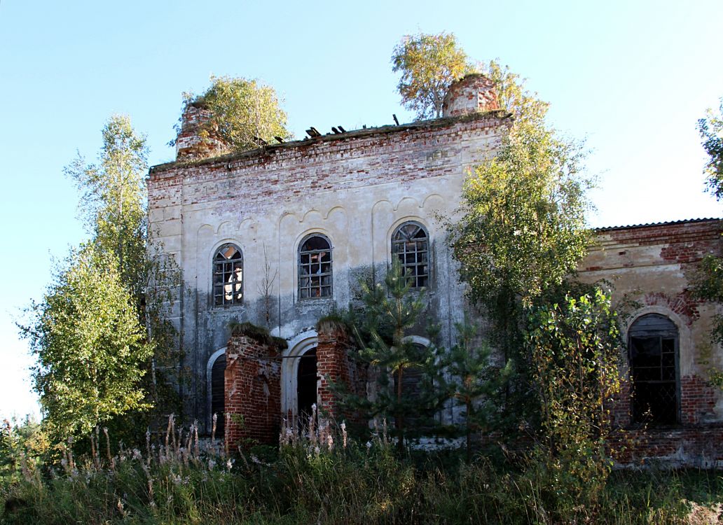 Жаровский Погост. Церковь Петра и Павла. фасады