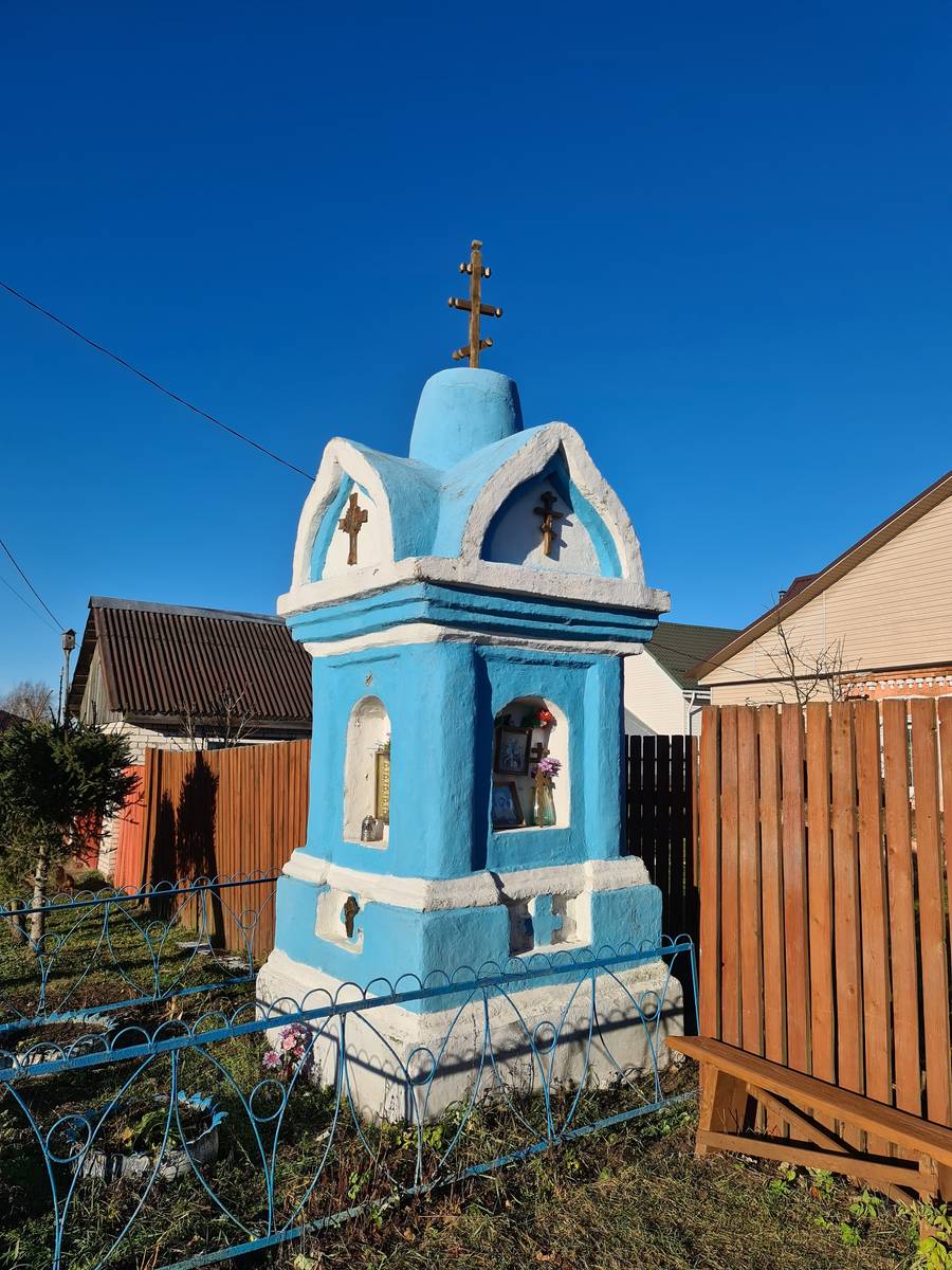 Неизвестная часовня, Ратьково (Киржачский район, Владимирская область). общий вид в ландшафте, Вид с юго-востока